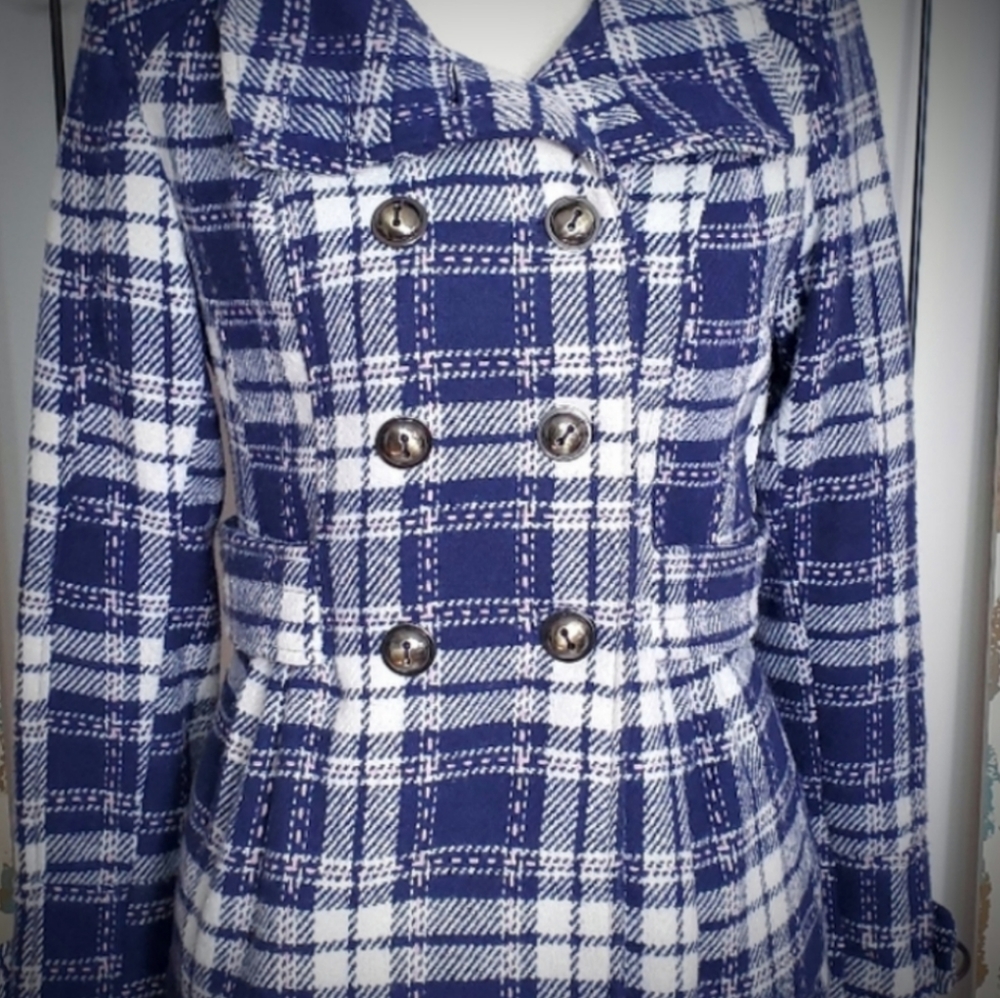 Pink Envelope Navy/White Plaid Coat, Size …